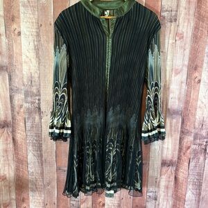 Lindi Green And Black Pleated‎ Tunic Top Size XL